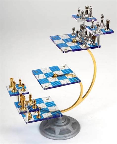 Star Trek Tridimensional Chess Franklin Mint: ChessAntiques.com