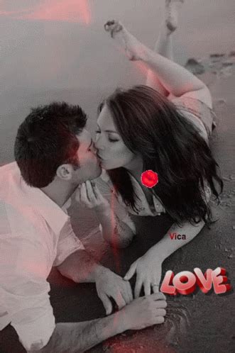 Romantic Love GIF - Romantic Love Kiss - Discover & Share GIFs | Casais românticos, Casais ...