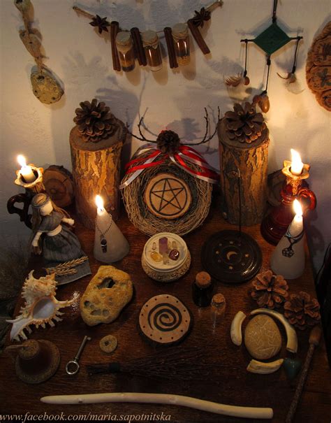 Wiccan altar / Pagan altar / Wicca | Wiccan altar, Pagan altar, Witches altar