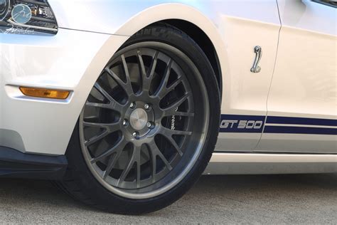 Modulare Wheels | 2013 Shelby GT500 | 20/21" Modulare H4 tinted brushed