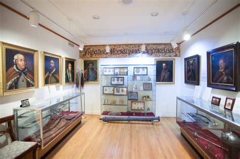 Exhibits - Ukrainian National Museum of Chicago