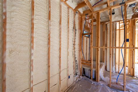 How Spray Polyurethane Foam Insulation Works - Urban Insulation Corp