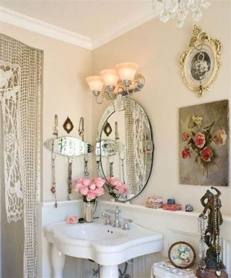 28 Lovely And Inspiring Shabby Chic Bathroom Décor Ideas - DigsDigs