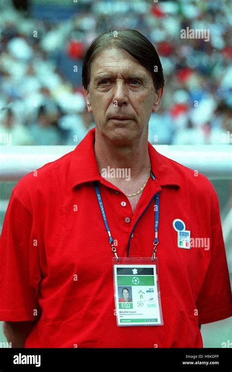 Cesare maldini italy coach hi-res stock photography and images - Alamy