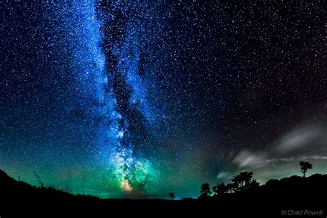 Milky Way Galaxy, Eerie Airglow Paint Night Sky Amazing Colors (Photo) | Space