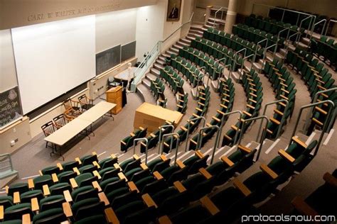 Harvard Medical School Lecture Hall | Harvard medical school, University lectures, College lectures