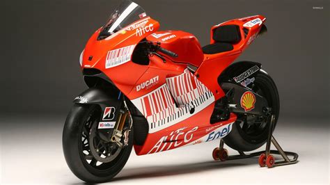 Ducati Desmosedici Wallpapers - Wallpaper Cave