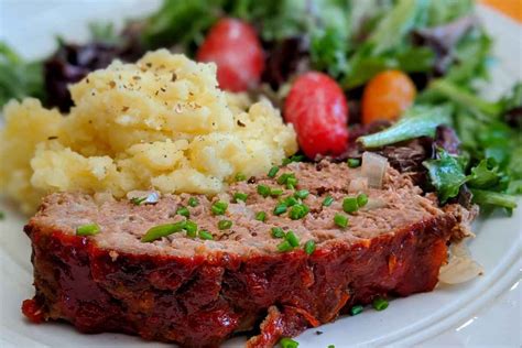 Classic Low Sodium Meatloaf | Recipe | Kidney healthy foods, Heart healthy recipes low sodium ...