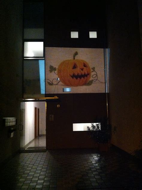 The Halloween Projector Project : 4 Steps - Instructables