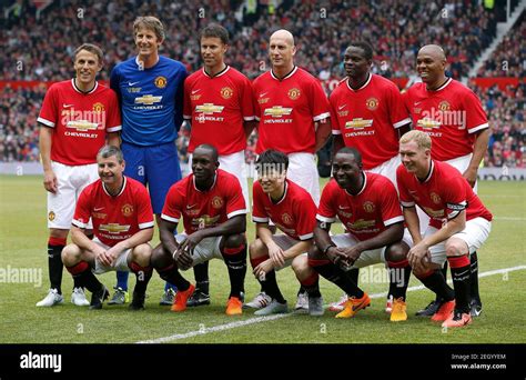 Manchester united legends hi-res stock photography and images - Alamy