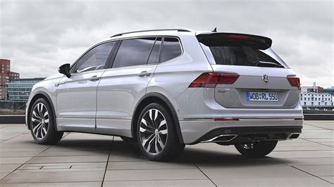 Volkswagen Tiguan 2024 R Line - Abbie Shanda