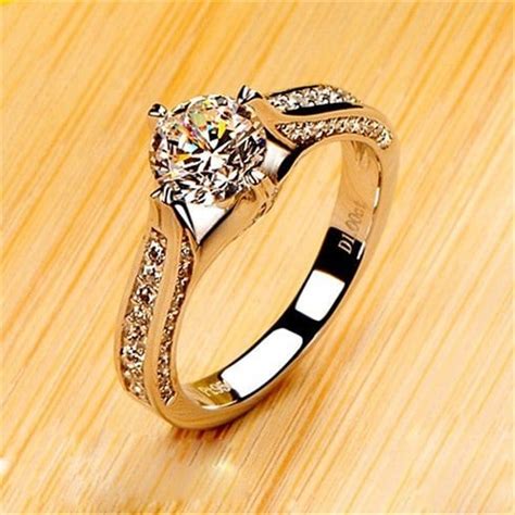 Cheap Engagement Rings For Women To Look Classy