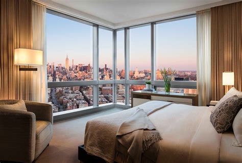 12 Hotels With the Best Views In NYC (2023) - Dana Berez