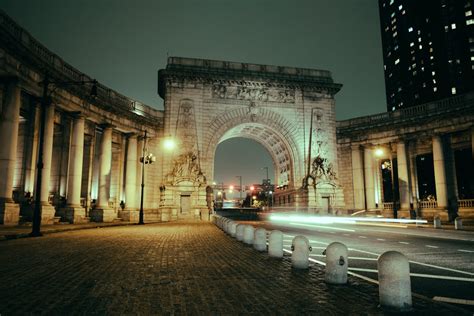 Manhattan Bridge Arch at Night Photo · Free Stock Photo