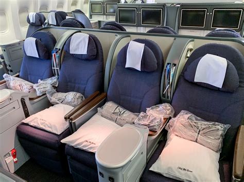 United Airlines First Class 777