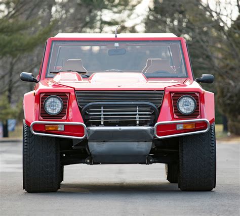 Lamborghini LM002-A - Revivaler