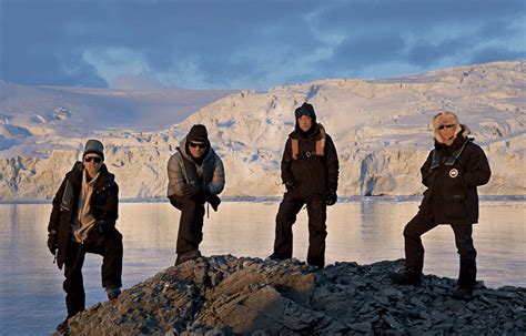 Metallica Plays (Nearly) Silent Concert In Antarctica - Social News Daily