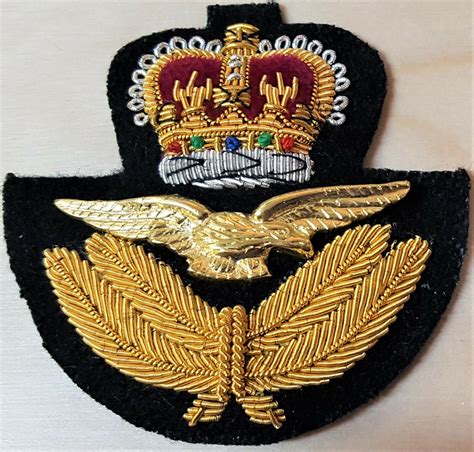 1950’s – CURRENT ROYAL AUSTRALIAN & BRITISH AIR FORCE OFFICER’S UNIFORM CAP BADGE RAAF RAF | JB ...