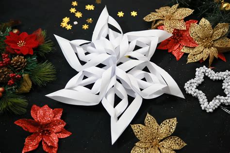 How to Make a 3D Paper Snowflake: 3 Simple Tutorials | Diy christmas tree ornaments, Paper ...