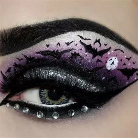 Halloween Eye Makeup: Creepy Looks to Complete Your Costume | StyleCaster