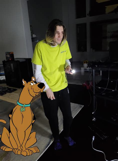 behind the scenes of the new scooby doo movie : r/xqcow