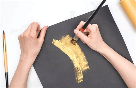 7 Best Gold Watercolor Paints - The Creative Folk