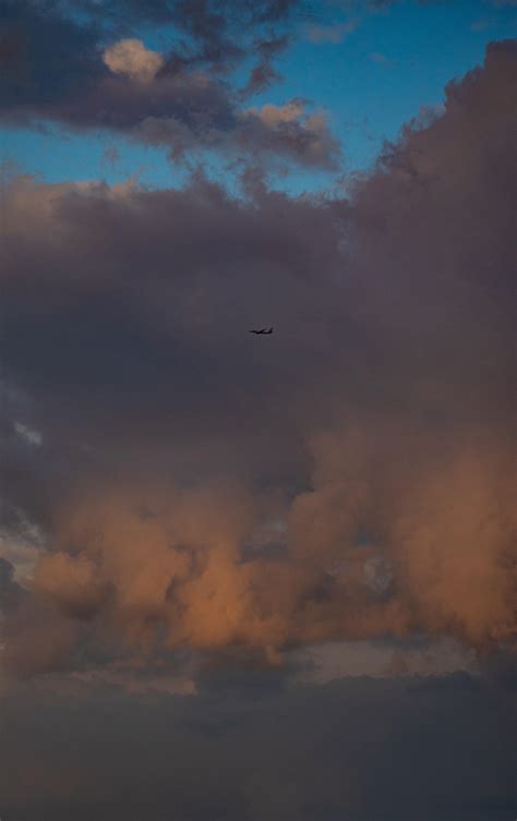 Plane/Clouds : r/Sky