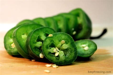 Can You Freeze Jalapeños? (A Quick & Easy Guide) – Easy Freezing