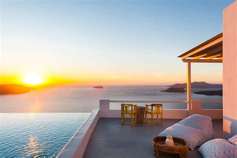 Santorini Villas Infinity Pools / Caldera Views / Luxury Villa holidays