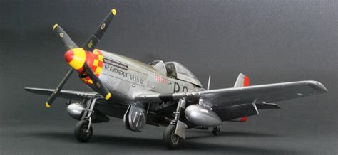 Chuck Yeager’s P51D Mustang Glamorous Glen III - 1/48 P-51 P-51D - iModeler