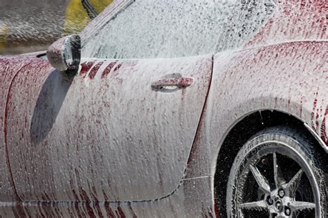 3 Effective Ways to Use Snow Foam Without a Pressure Washer – Auto Care HQ