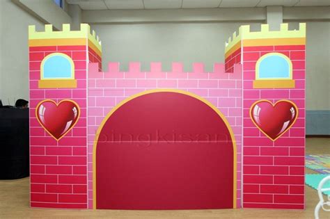 1000+ images about DIY castle backdrop on Pinterest | Princess birthday parties, Backdrops and ...