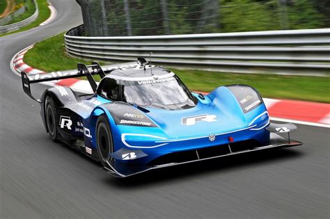 It's all electric race cars now for Volkswagen - Racing News