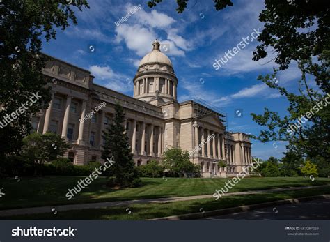 Kentucky State Capitol Stock Photo 687087259 | Shutterstock