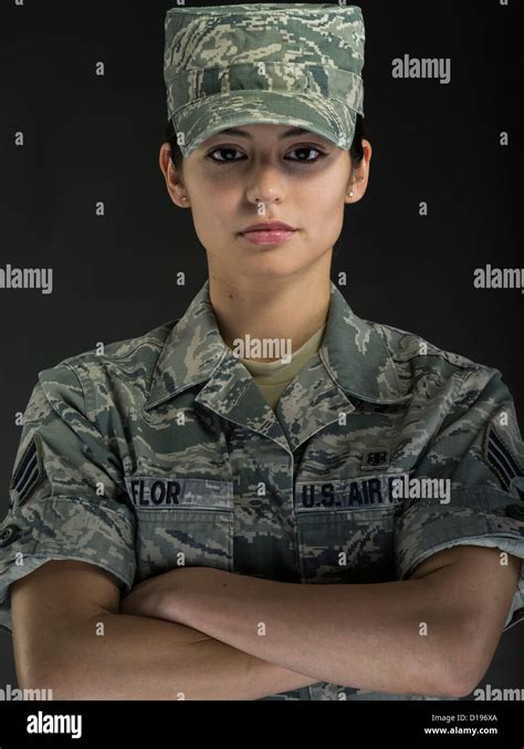 Female United States Marine Corps soldier in Combat Utility Uniform Stock Photo - Alamy