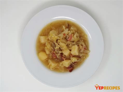 Quick Cabbage Soup with Bacon and Potatoes Recipe | YepRecipes