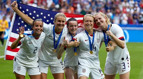 Uswnt Roster / 21 of the players were on the roster when the team won the 2021 shebelieves cup.