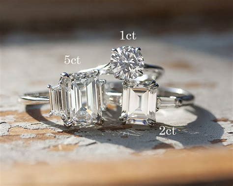 What Does A 5 Carat Diamond Ring Actually Look Like? - Ken & Dana Design