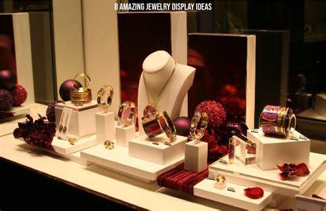 8 Amazing Jewelry Display Ideas