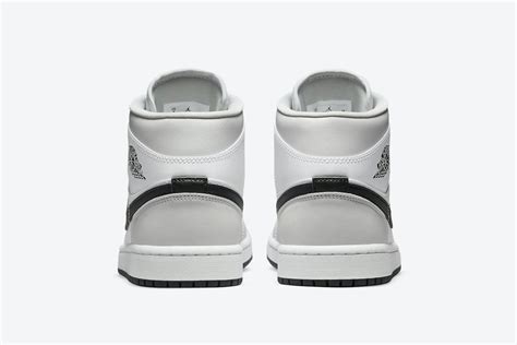 The Air Jordan 1 Mid Slips Into Some ‘Light Smoke Grey’ - Sneaker Freaker