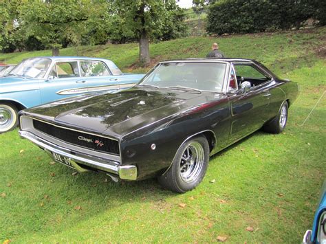 File:1968 Dodge Charger RT.jpg - Wikimedia Commons