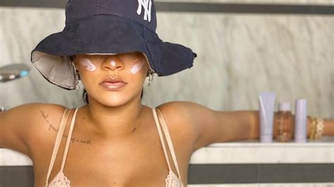 Rihanna Reveals Her Nighttime Skincare Routine | FPN