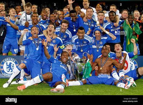 FC Chelsea team presenting the Champions League Cup, 2012 UEFA Champions League Final, Bayern ...