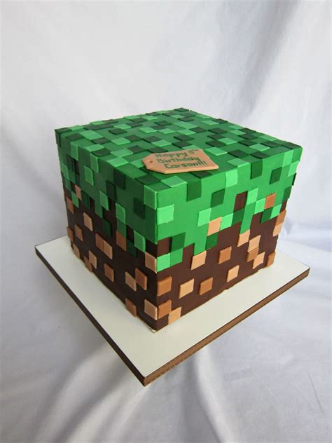 Delectable Cakes: Minecraft Box Birthday Cake