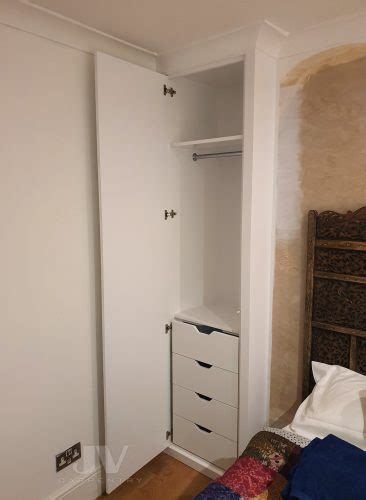 small-alcove-wardrobe | JV Carpentry