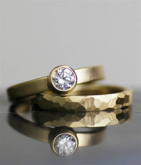 Modern Wedding Band Set, Stacking Wedding Ring Set, Faceted Gold And Diamond Engagement Ring ...