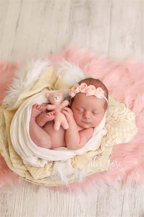 Newborn Baby Girl Photoshoot Ideas - Baby Viewer