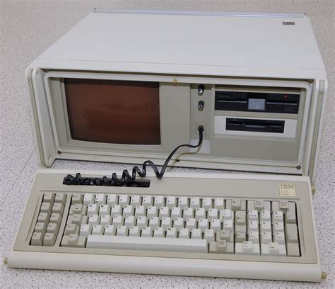 IBM Portable PC Computer 5155 model 68 (year 1984)