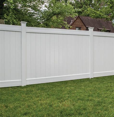 Acadia Privacy Vinyl Fencing - Barrette Outdoor Living