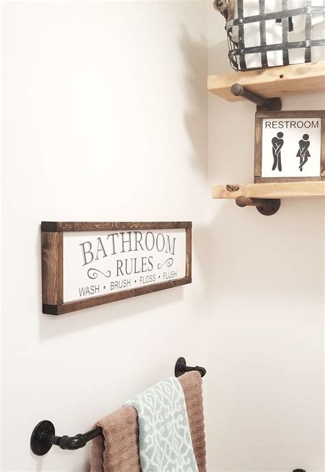 Modern Farmhouse Bathroom Signs | Jenny Schokomuffin